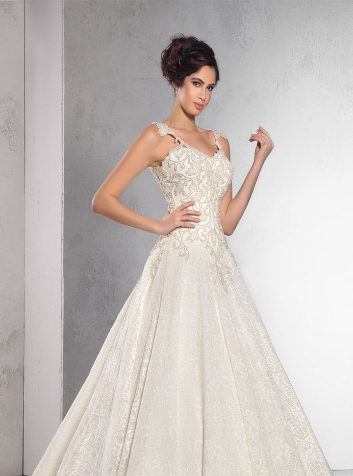 UGB170009  A Kesim V Yaka Romantik Gelinlik