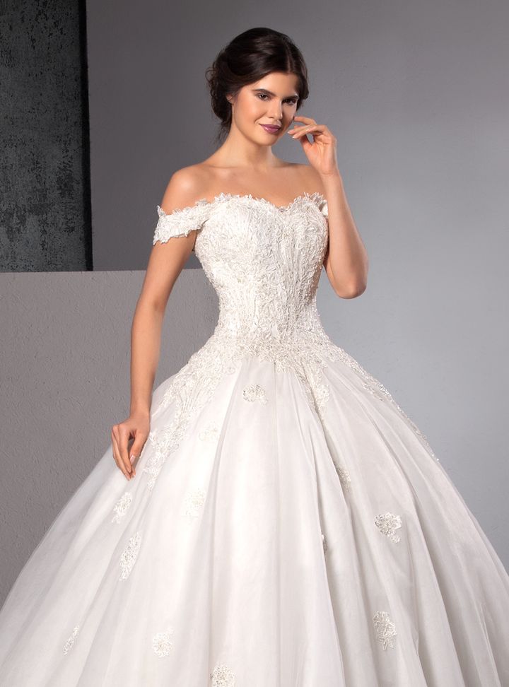 UGB170164  Prenses Kesim Düşük Omuz Romantik Gelinlik