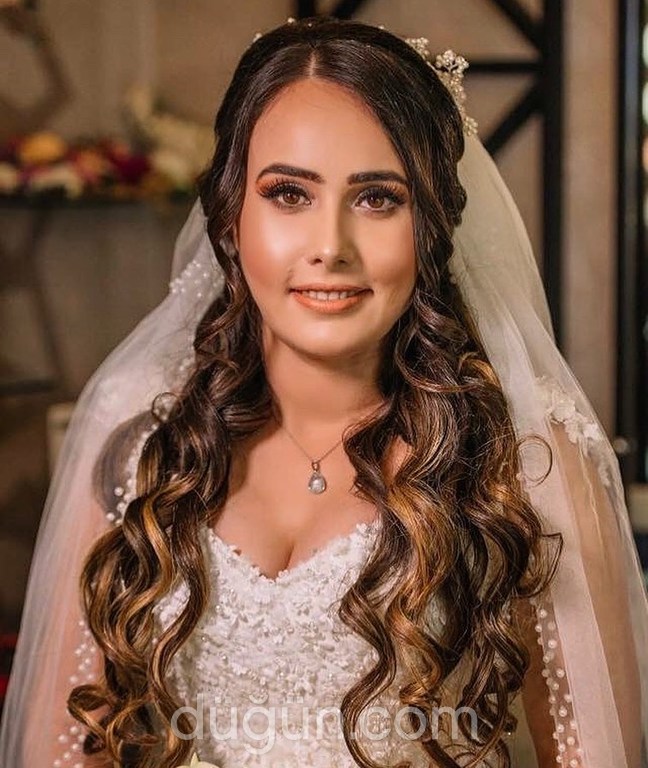 Make Up Artist Fatma Yaramış