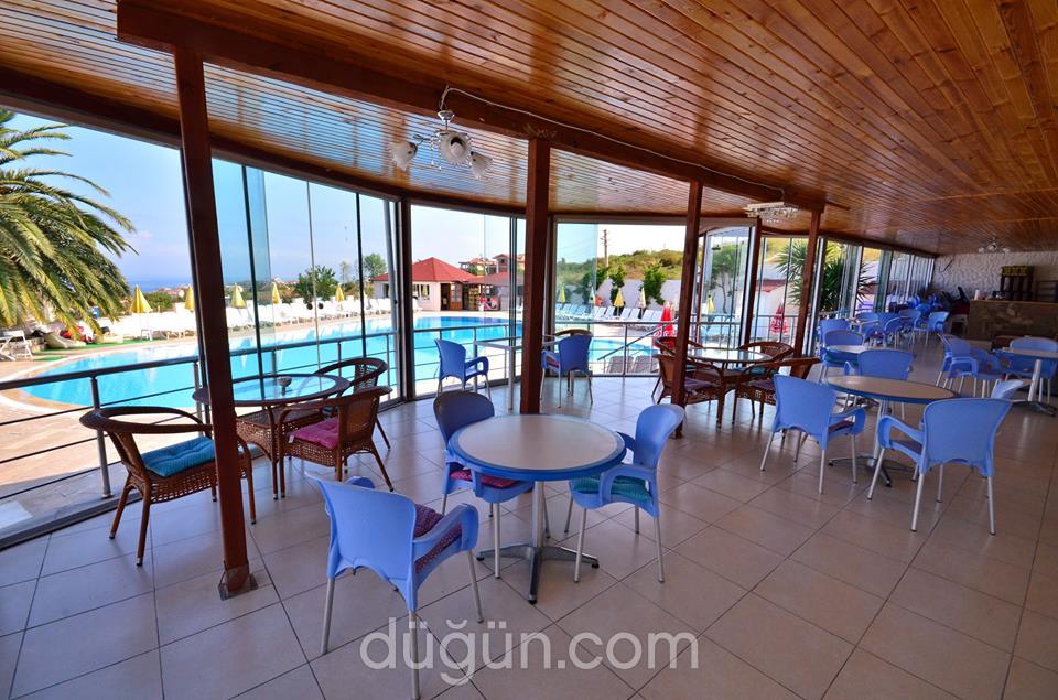 Amadeus Motel & Havuz