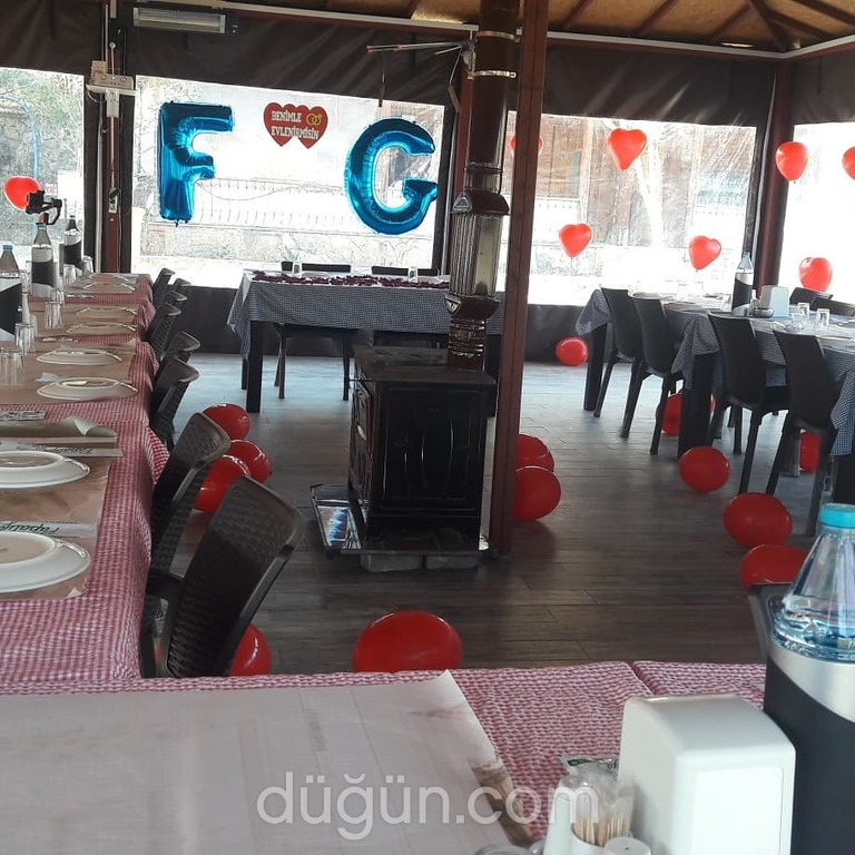 Beyaz  Papatya Kahvaltı Salonu