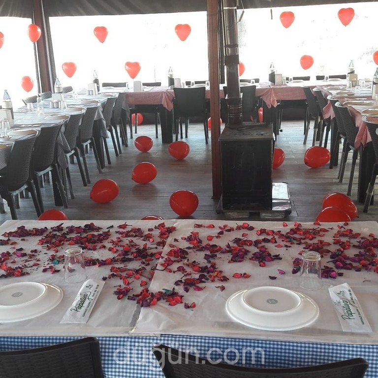 Beyaz  Papatya Kahvaltı Salonu