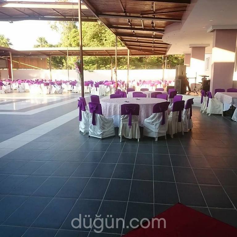 Beyaz Saray Düğün Salonu