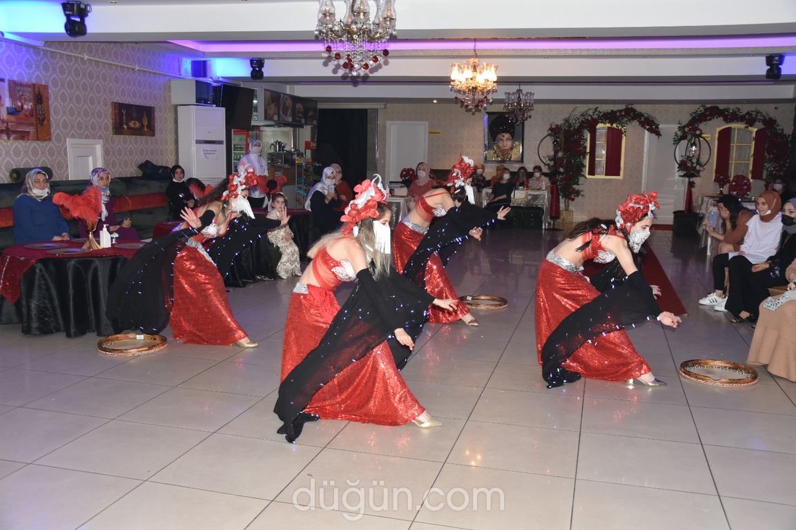 Vaye Kına Evi Kına ve Bekarlığa Veda Mekan İstanbul