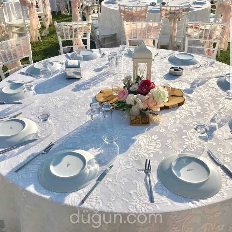 Ayışığı Kır Bahçesi