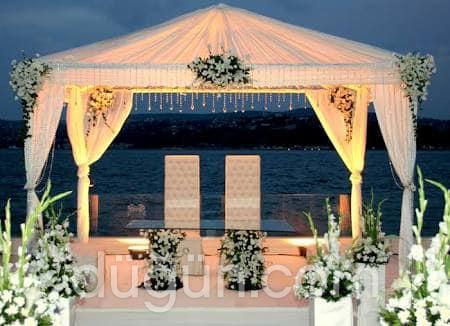 Masal Kır Düğünü