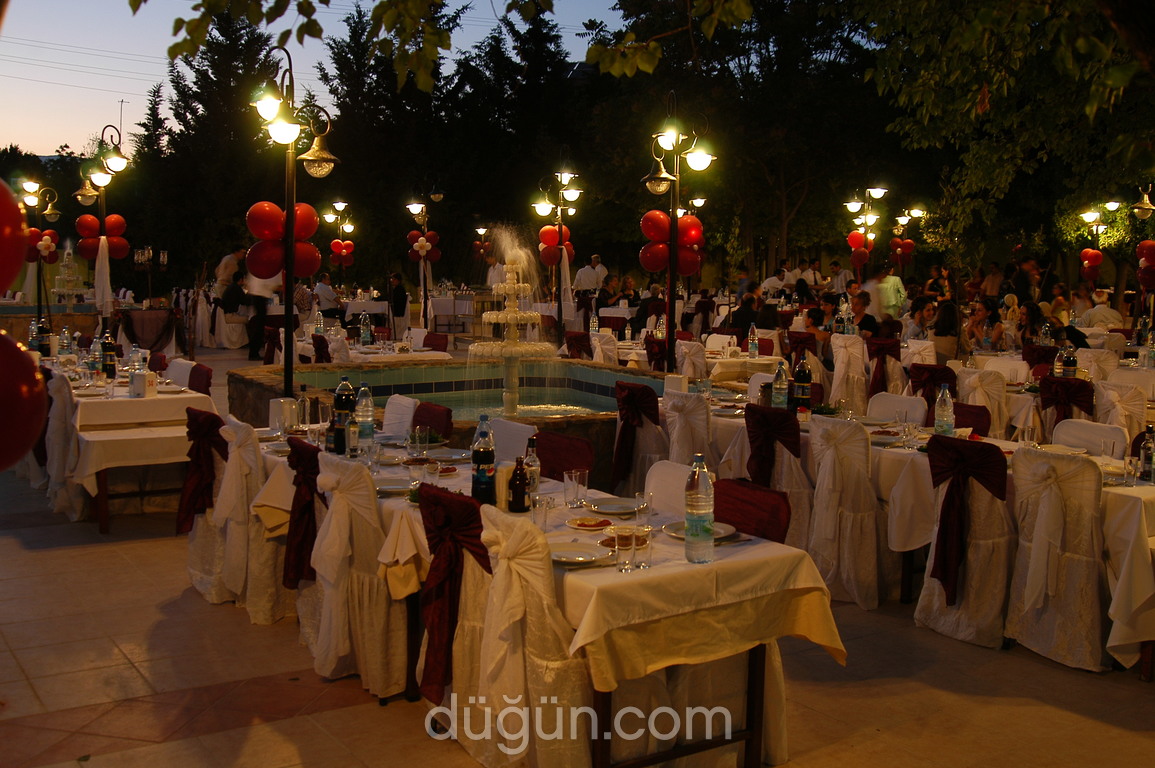 Yeni Bahar Kır Bahçesi ve Düğün Salonu