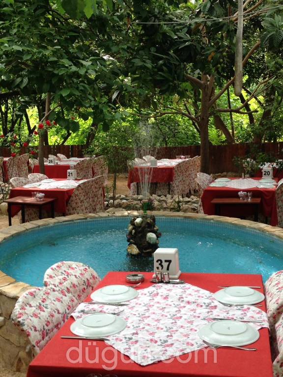 Pınaraltı Kır Bahçesi