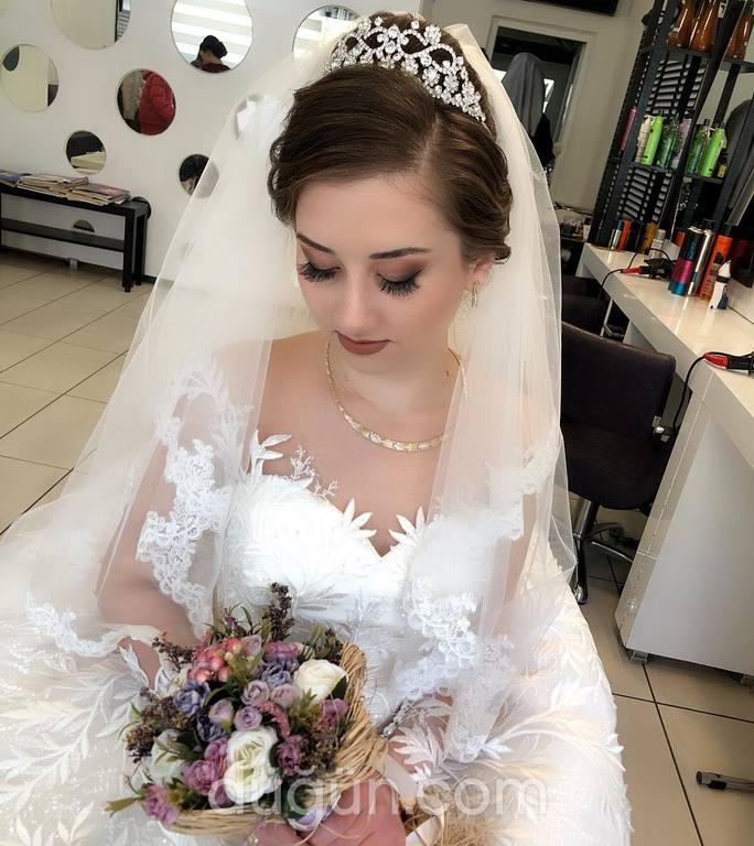 Meryem Yüzer Kuaför