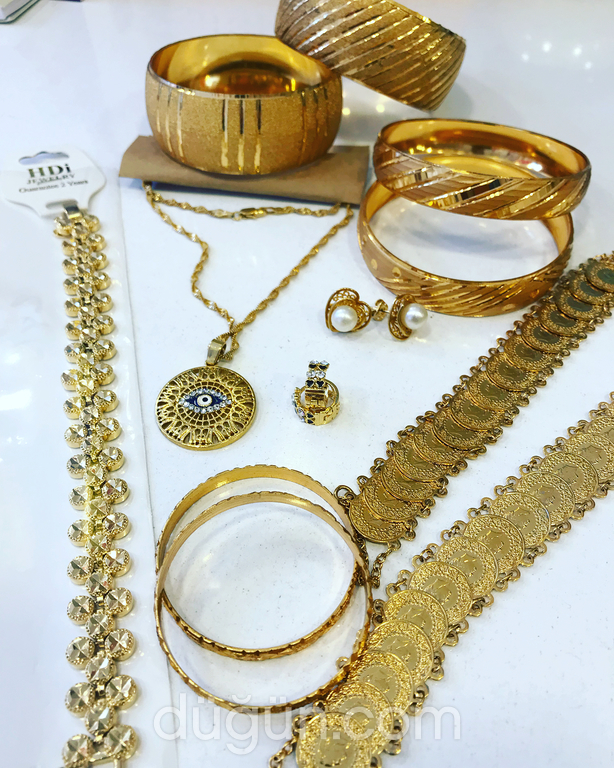 Hira Kına ve Bijuteri