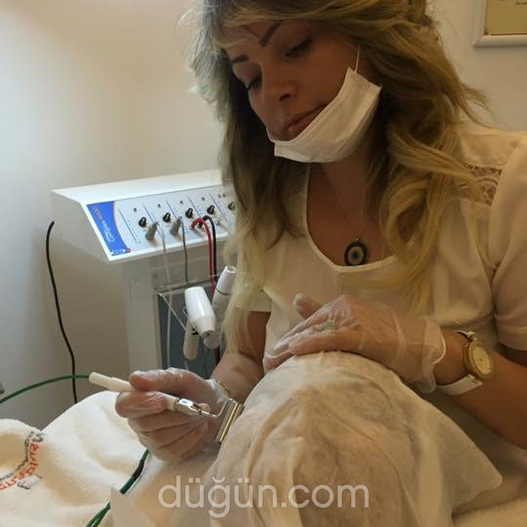 Aura Estetik ve Güzellik