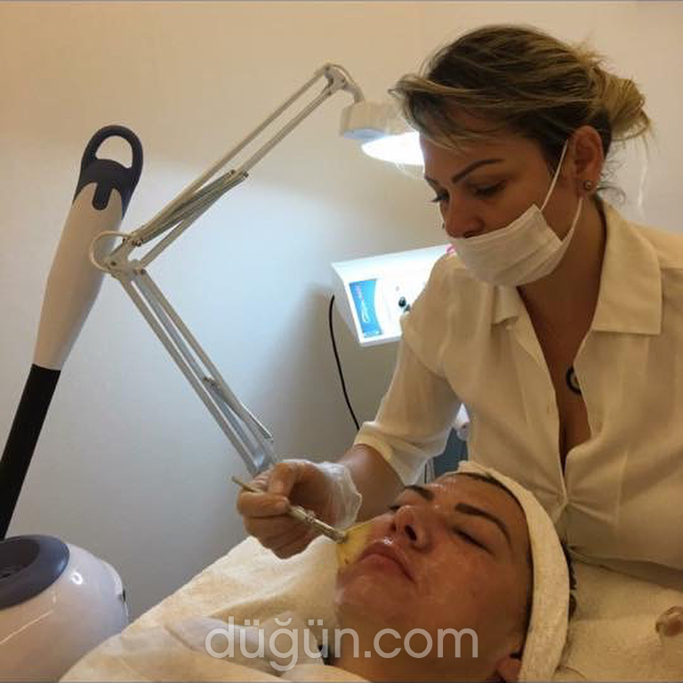 Aura Estetik ve Güzellik