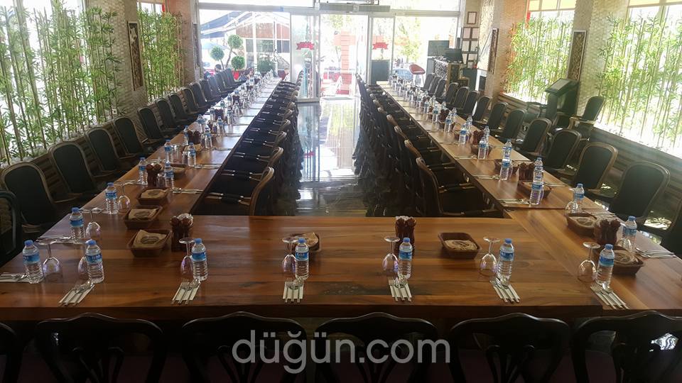 Albatros Cafe & Restaurant
