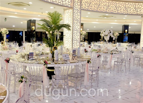 Salon Venedik / Sular Vadisi