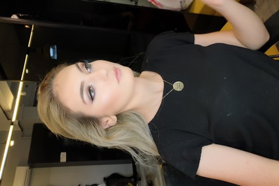 Sevim Gold Mirror Saç Türban Makyaj