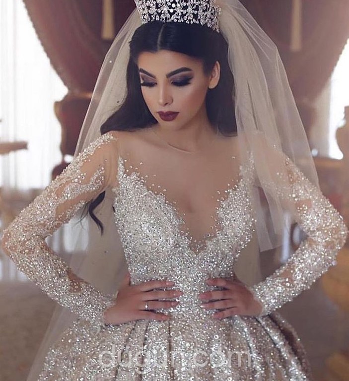 Kuğu Gelinlik ve Kuaför