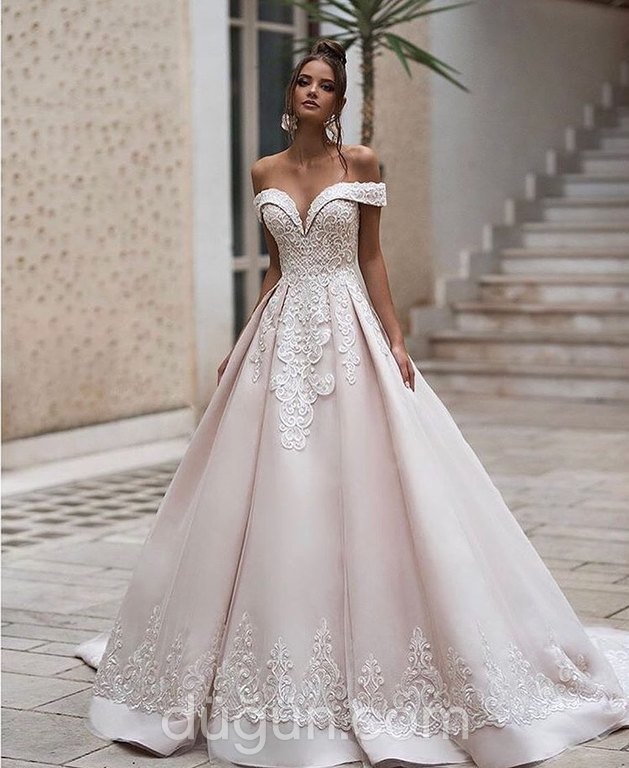 Kuğu Gelinlik ve Kuaför