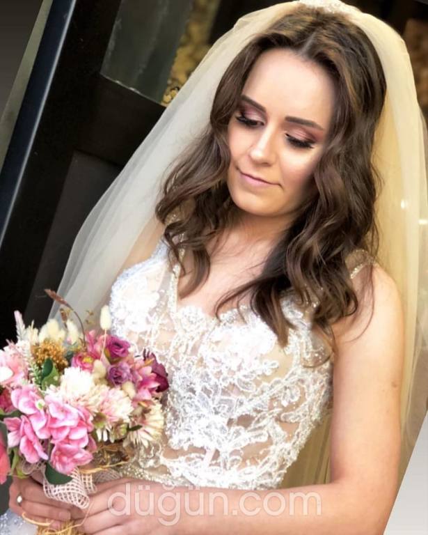 Kuğu Gelinlik ve Kuaför