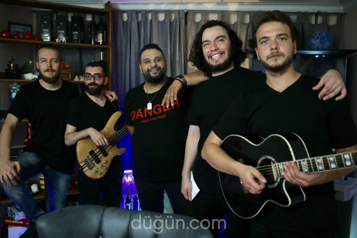 Halil Özkıral ve Orkestrası