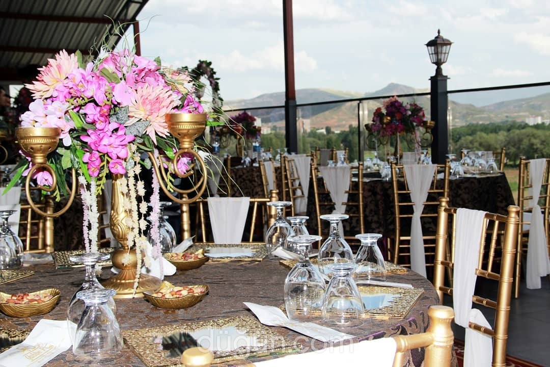 Qubbe Palas Düğün Salonu