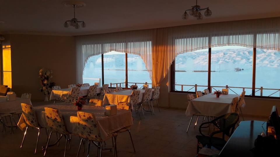Tödürge Gölü Mola Restaurant