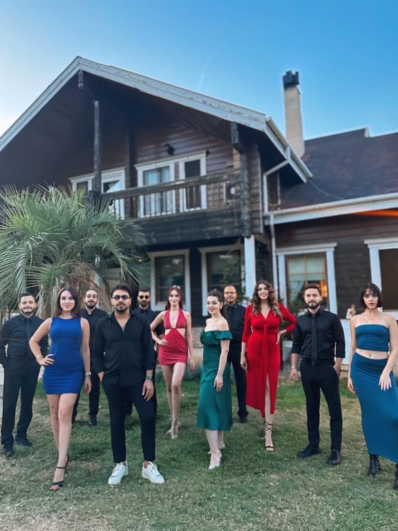 Dolce Band Exclusive