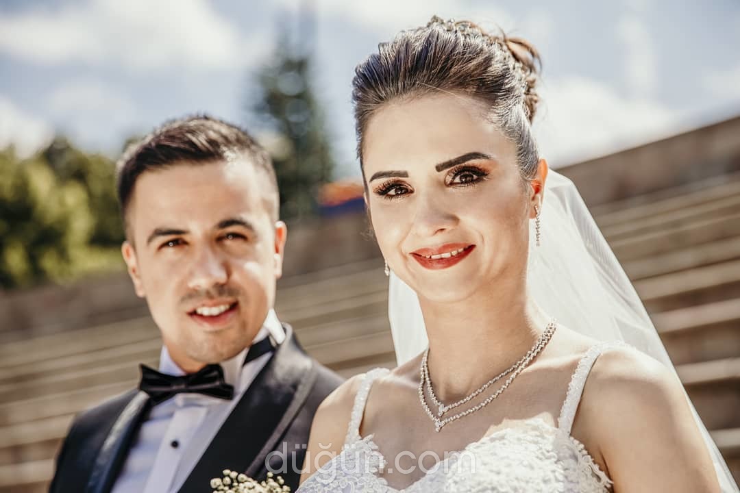 Mutluluğun Karesi