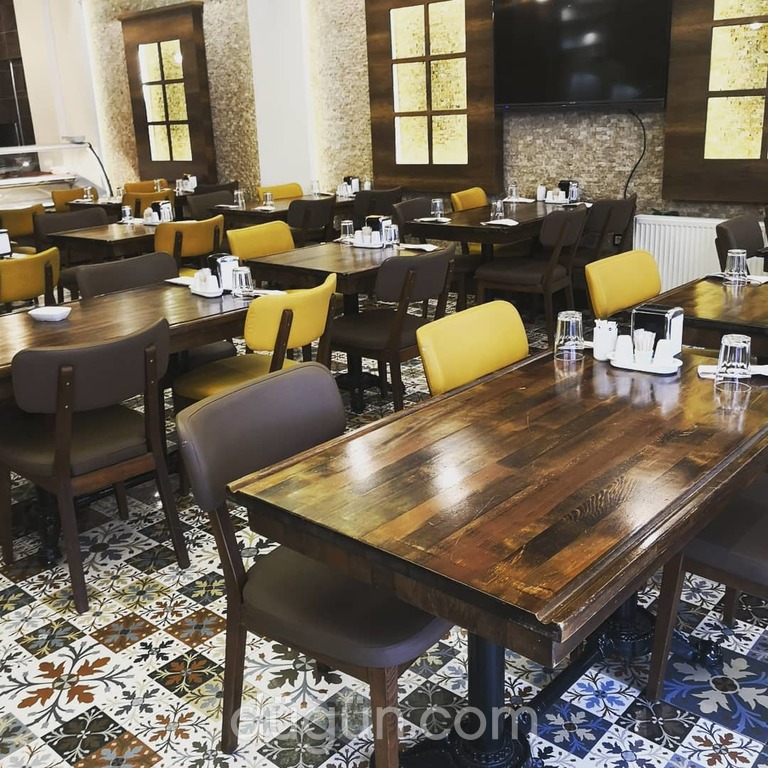 Ruhha Restaurant