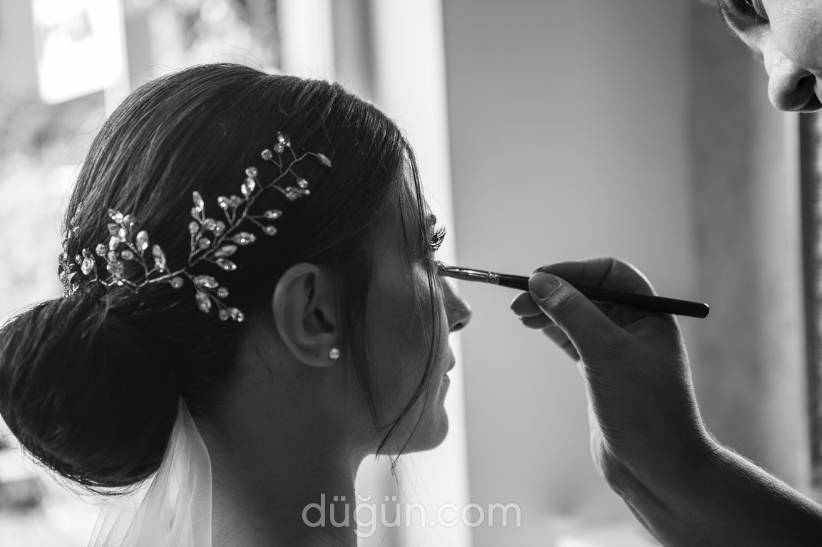 Bir Anı Fotoğraf Studio