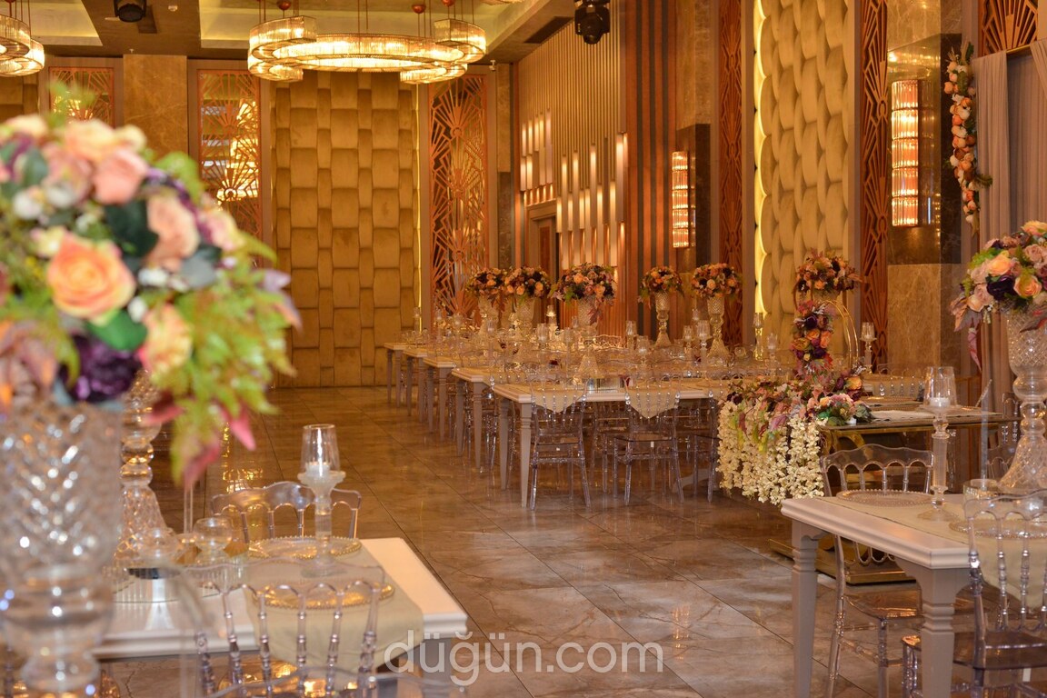 Glory Wedding Venue Deluxe