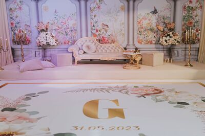 image-2012895