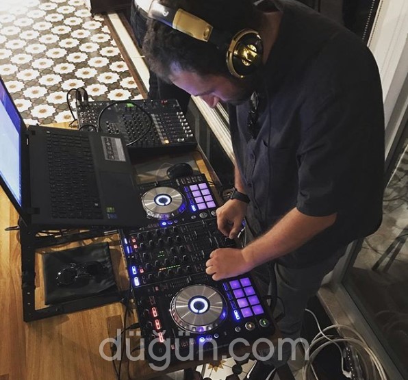 DJ Buğra İkizoğlu