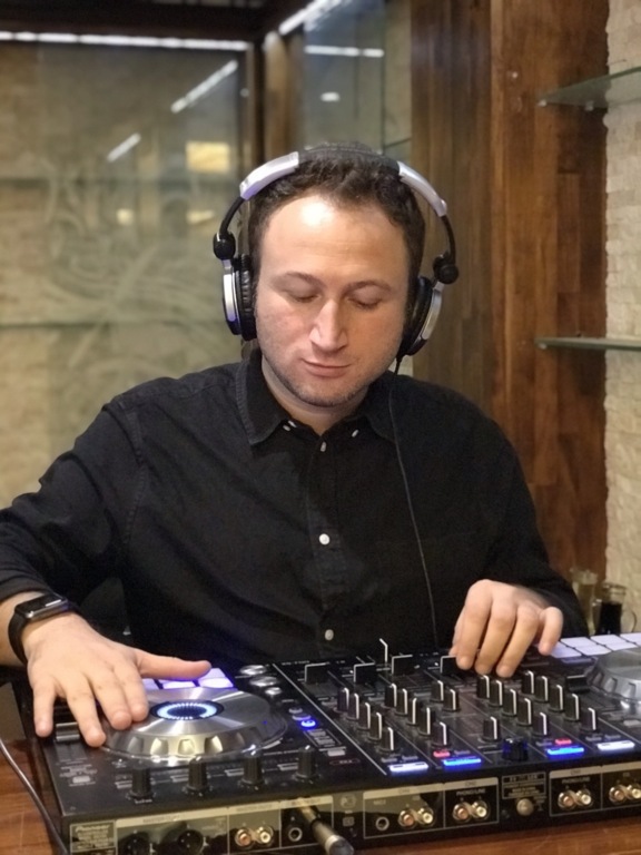 DJ Buğra İkizoğlu