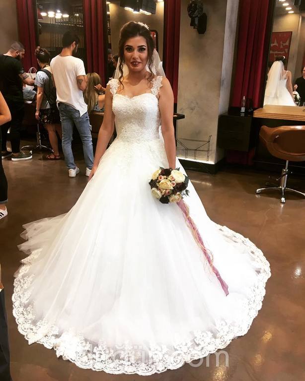 Nil Gelinlik & Moda Evi