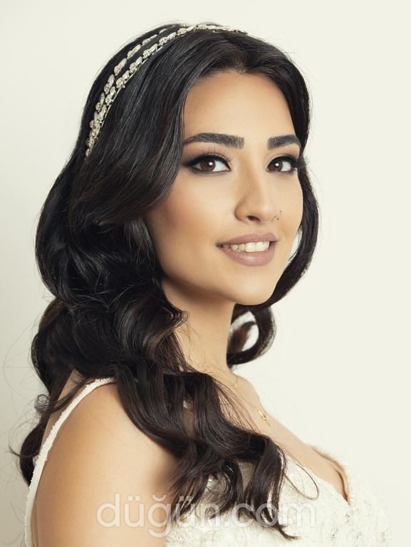 Dilay Çınar Hair Studio