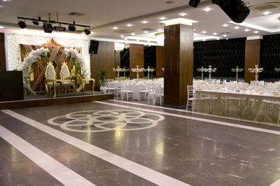Salon S - Tuana