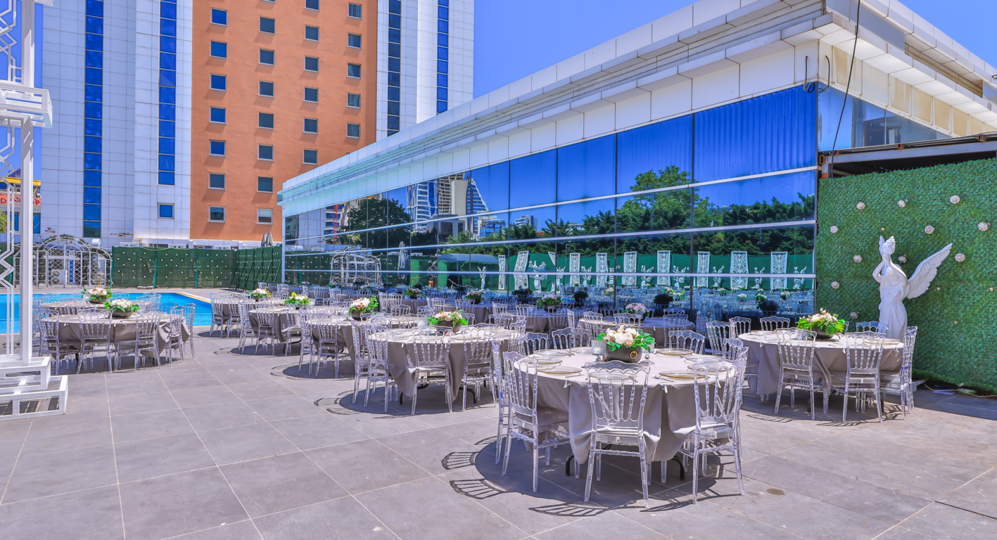 Glory Pool Side Wedding Venue