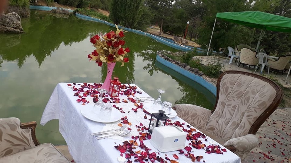 Elit Kır Bahçesi