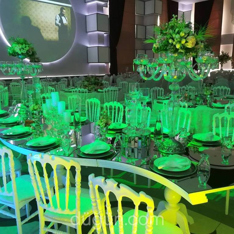 Derebahçe Sosyal Tesisleri Düğün Salonu