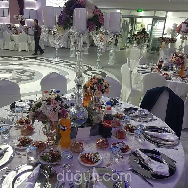 Derebahçe Sosyal Tesisleri Düğün Salonu