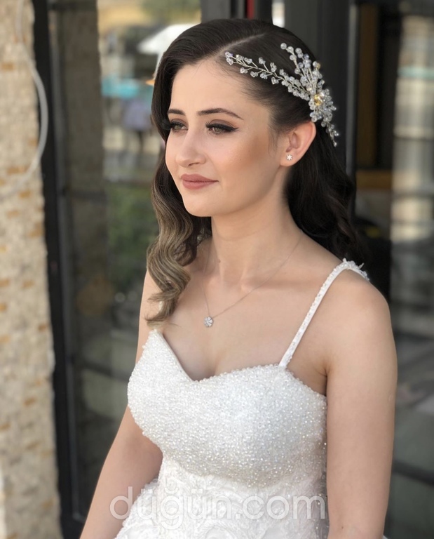 Aysel & Aynur Saç Tasarım