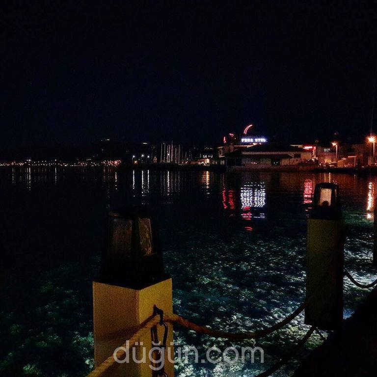 Urla Yakamoz Cafe&Restaurant