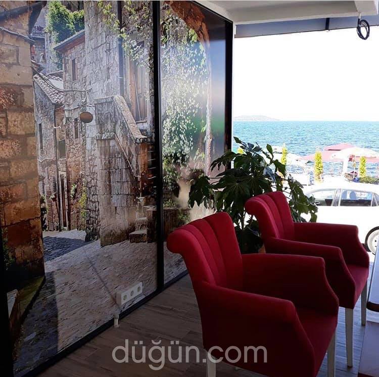 Urla Yakamoz Cafe&Restaurant