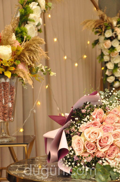 Afraze Cafe Restaurant