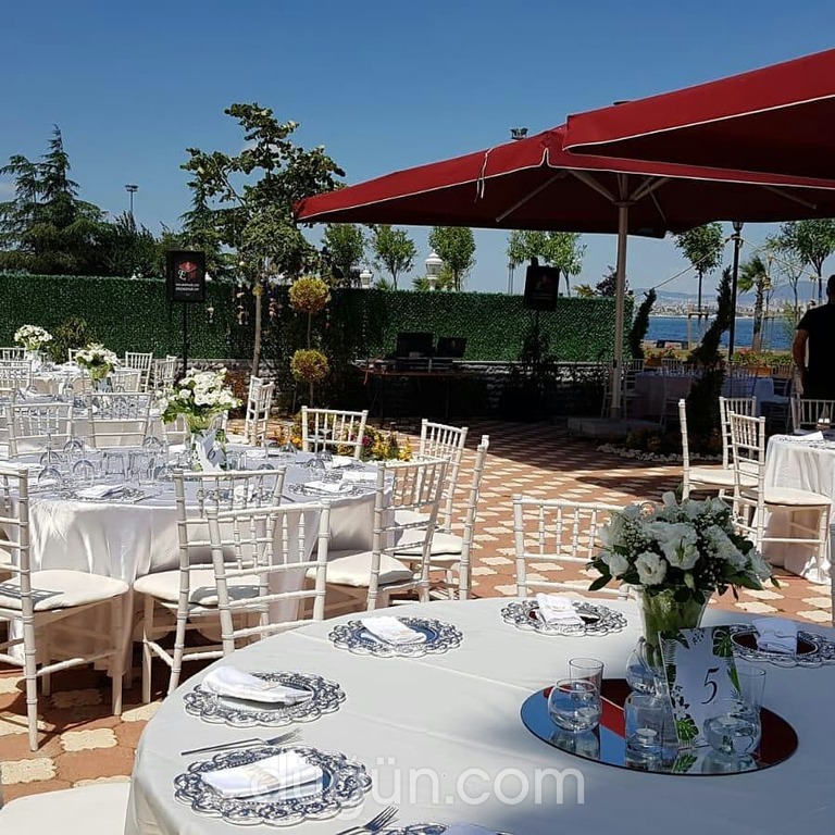 Sea Garden Hotel & Restaurant