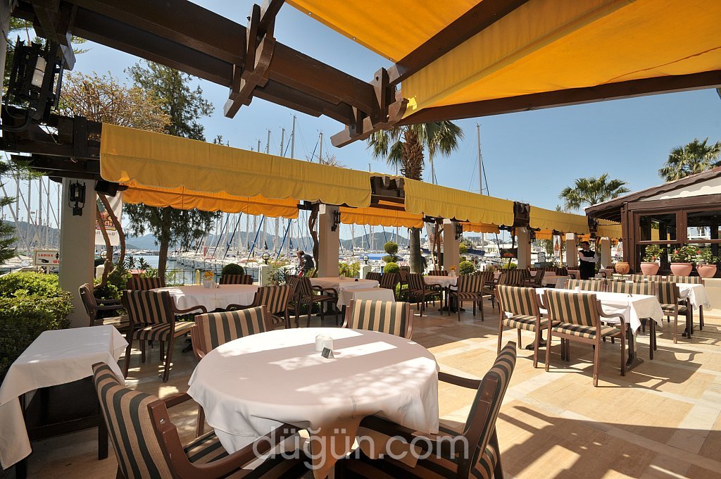 Pineapple Restaurant