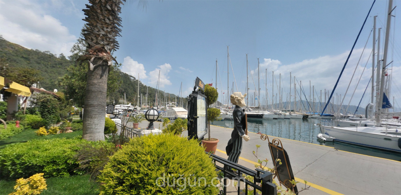 Pineapple Restaurant