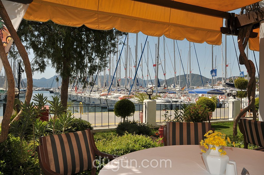 Pineapple Restaurant