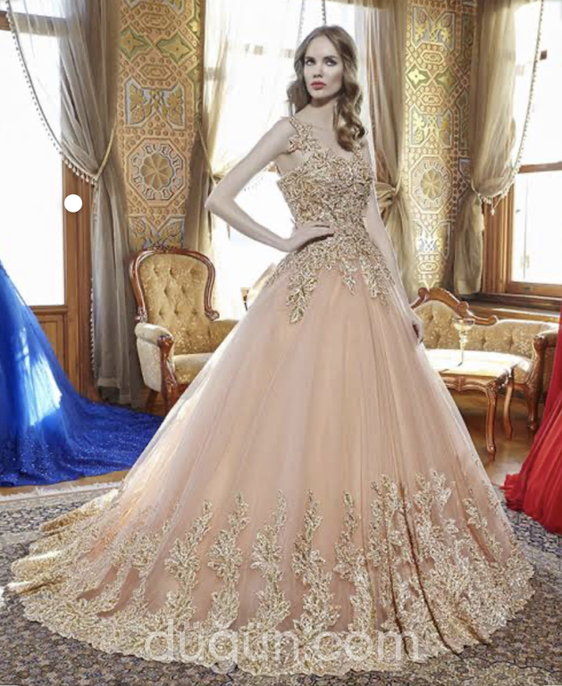 Filiz Sert Wedding Dress