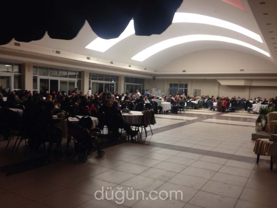 Seferihisar Belediye Düğün Salonu